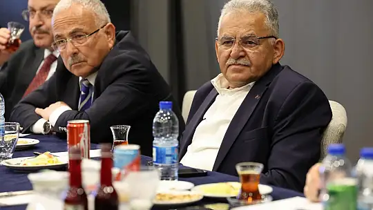 Büyükkılıç, AK Parti Yerel Yönetimler Toplantısı'na katıldı