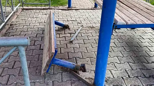 Büyükkılıç'tan kamu malına duyarlılık çağrısı