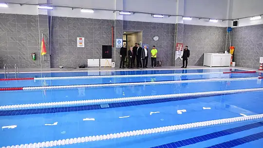 Büyükkılıç ve Boyraz, Talas Mevlana Sosyal Yaşam Merkezi'ni ziyaret etti