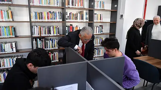 Büyükkılıç ve Boyraz, Talas Mevlana Sosyal Yaşam Merkezi'ni ziyaret etti