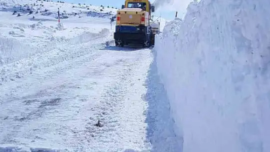 Büyükşehir 108 mahalle yolunu açtı, kapalı yol bırakmadı