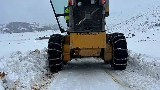 Büyükşehir 22 mahalle yolunu ulaşıma açtı