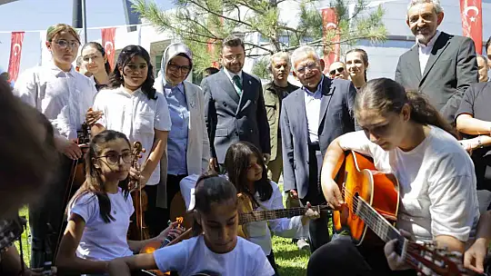 Büyükşehir Belediyesi Konservatuvarı'nda bin 865 kursiyer sertifika aldı