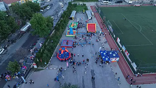 Büyükşehir Belediyesi Spor A.Ş., Âşık Seyrani Festivali'nde miniklerin neşesine ortak oldu