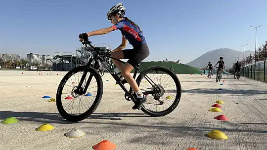 Büyükşehir, BMX Parkuru ile gençliğe hız ve heyecan katıyor