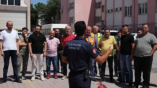 Büyükşehir'den ek hizmet binasında deprem ve yangın tatbikatı