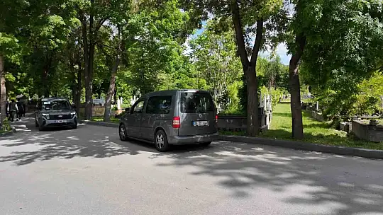Büyükşehir'den Kurban Bayramı'nda mezarlıklarda insan odaklı örnek hizmet