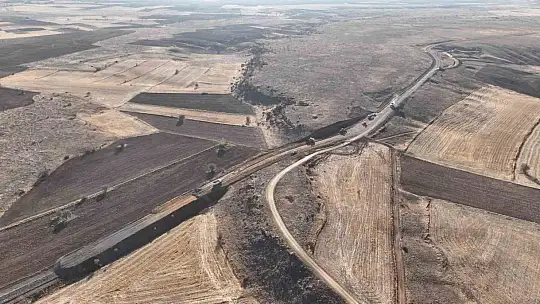 Büyükşehir'den Tomarza'nın kırsal bağlantı yoluna önemli çalışma