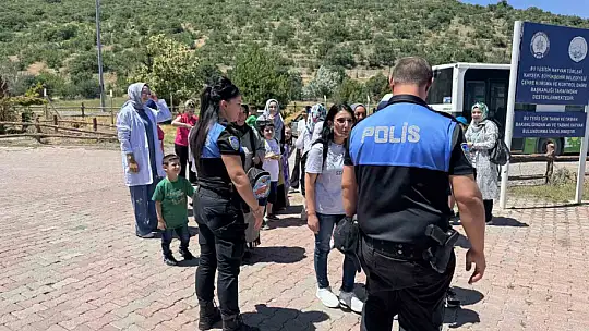 Büyükşehir Engelsiz Çocukevi'nin özel konukları, Atlı Polis Grup Amirliği'ne konuk oldu