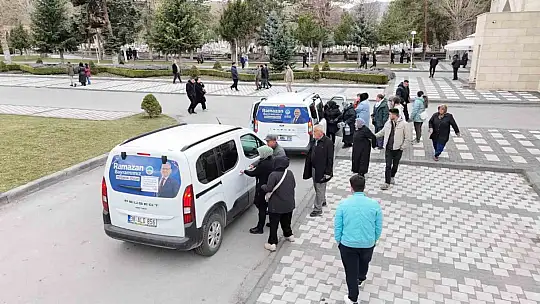 Büyükşehir'in kabir ziyareti hizmetine vatandaştan tam not