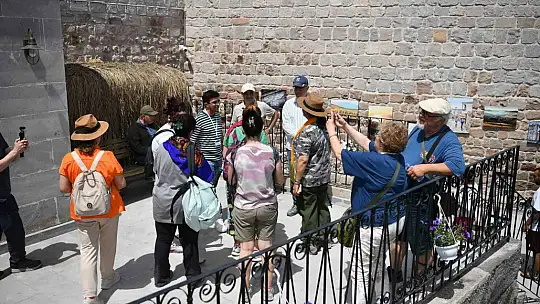 Büyükşehir'in Koramaz Vadisi Müzesi'ne tam not