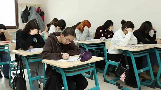 Büyükşehir KAYMEK'ten MSÜ sınavına hazırlık yolunda ücretsiz deneme sınavı