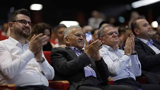 Büyükşehir konservatuarında mezuniyet coşkusu