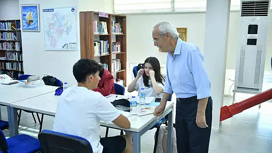 Büyükşehir kütüphaneleri 7'den 77'ye her yaşa hitap ediyor