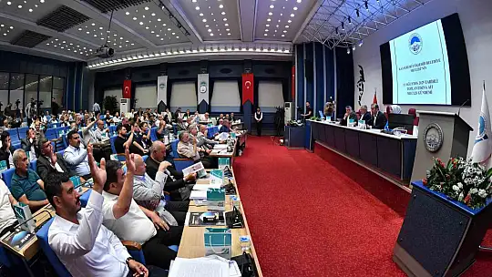 Büyükşehir Meclisi'nde 104 madde karara bağlandı