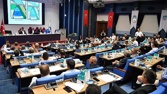 Büyükşehir Meclisi'nde 104 madde karara bağlandı