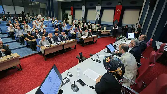 Büyükşehir Meclisi'nden 91 maddeyle Kayseri'ye hizmet ve eser yağmuru