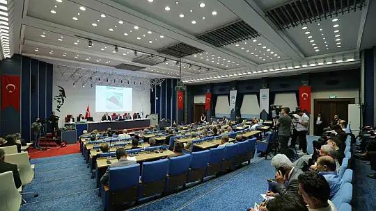 Büyükşehir Meclisi'nden Kartal Katlı Kavşağı Projesi için 'alternatif yol' kararı