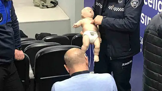 Büyükşehir personeline yönelik ilk yardım eğitimleri düzenlendi