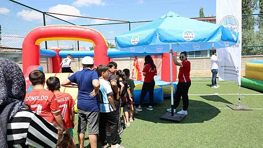 Büyükşehir Spor A.Ş.'den Sarıoğlan Palas'ta yaz okullarına muhteşem final