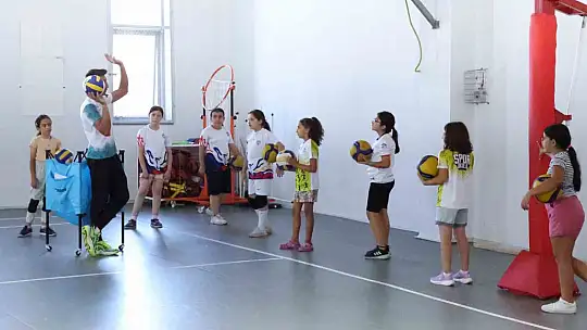 Büyükşehir Spor AŞ'nin yaz spor okullarında 3'üncü dönem başladı