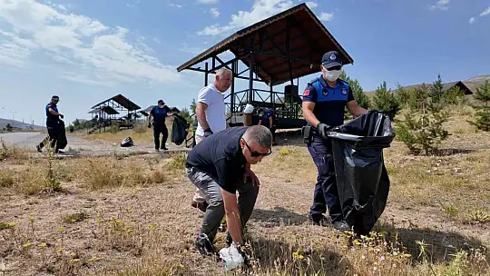 Büyükşehir Zabıta'dan Erciyes'te örnek temizlik ve farkındalık çalışması