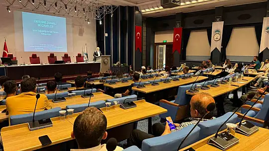 Büyükşehirden 'Vektör Zararlılarla Mücadele' konulu önemli seminer