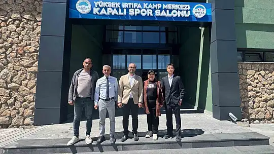 Büyükşehirden Çinli yetkililere, Erciyes ile ilgili kapsamlı kültür ve turizm sunumu
