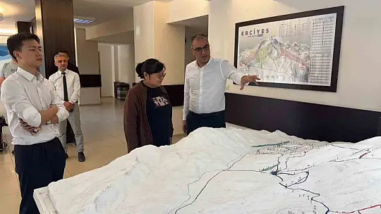 Büyükşehirden Çinli yetkililere, Erciyes ile ilgili kapsamlı kültür ve turizm sunumu