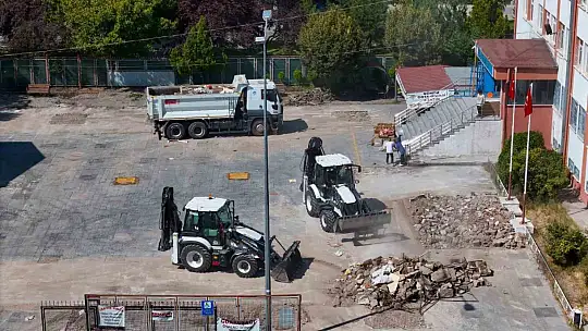 Büyükşehirden eğitime 'yeşil' dokunuş: 3 okulun çehresi değişti