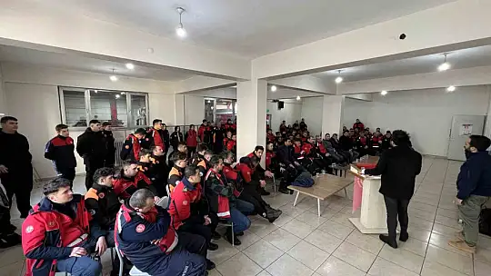 Büyükşehirden itfaiye personeline elektrikli araç arızalarına müdahale eğitimi
