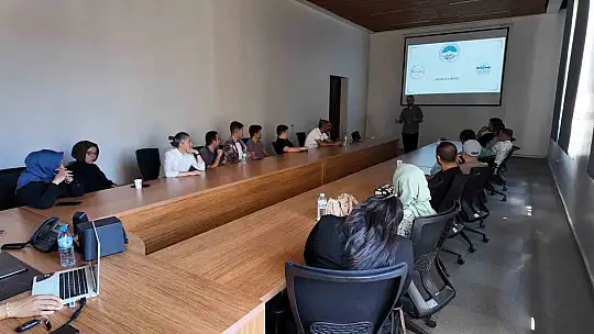 Büyükşehirden Kültür Yolu Festivali öncesi personele 'iletişim ve hizmet eğitimi'