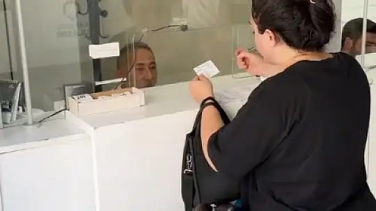 Büyükşehirin Aile Yılı kapsamındaki 'Anne Ulaşım Kartı Projesi'ne annelerden tam not