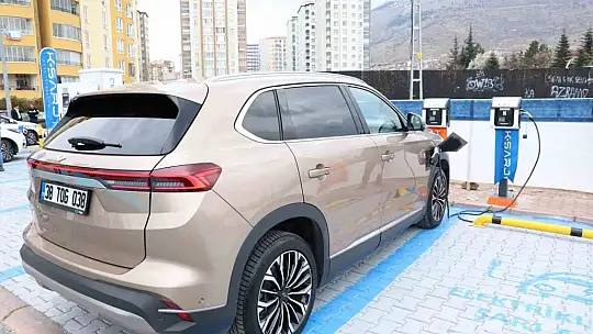 Büyükşehirin elektrikli araç şarj istasyonları K-Şarj ile yaygınlaşıyor