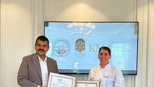 Büyükşehirin gastronomi vizyon projesi Kayseri Mutfak Akademisi ilk mezunlarını verdi