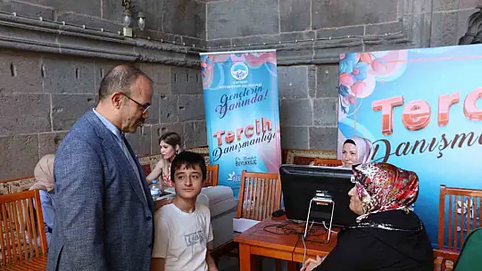 Büyükşehirin LGS Tercih Danışmanlığı Hizmeti yoğun ilgi görüyor
