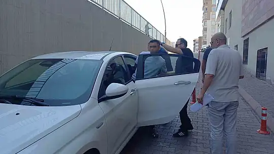 Camide namaz kılan komşusunu öldüren sanık: 'Asıl caniyi kardeşim tahliye olduğunda görecekler'