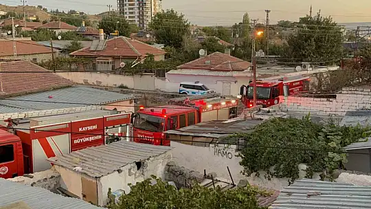 Çardakta çıkan yangın eve sıçradı, anneannenin dikkati torunları kurtardı