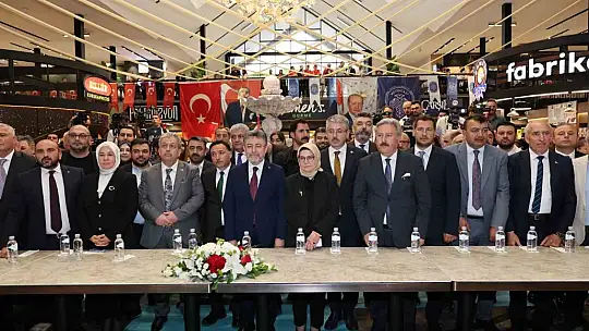 Çarşı Melikgazi, bakan Yumaklı'nın katılımıyla resmen açıldı