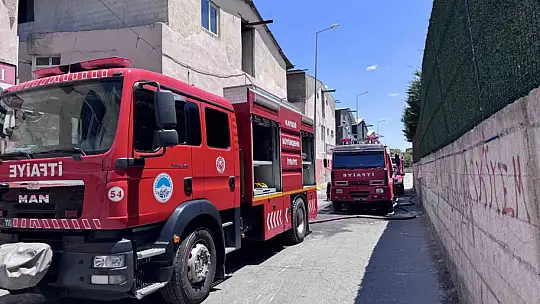 Çelik eşya atölyesinde korkutan yangın