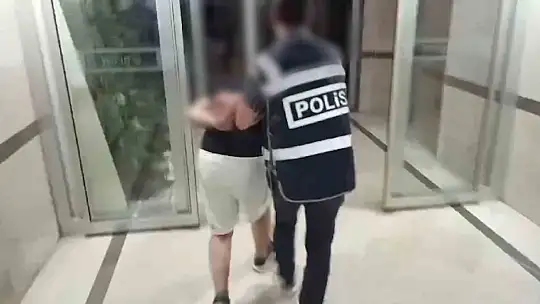 16 yıl hapis yatmamak için bakın ne yaptı