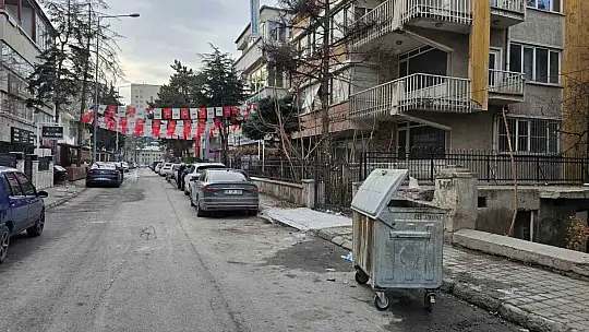 CHP İl Başkanlığı önündeki patlama iddiası: Çöpteki batarya patlamış