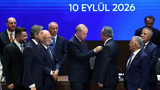CHP'li Felahiye ve Akkışla Belediye Başkanları AK Parti'ye katıldı