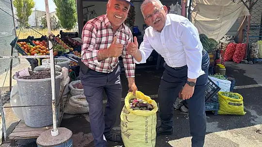 Çiftçinin yüzü Başkan Büyükkılıç ile gülüyor