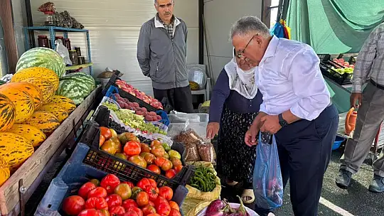 Çiftçinin yüzü Başkan Büyükkılıç ile gülüyor