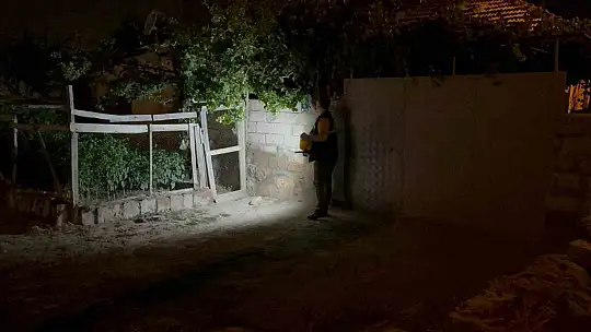 Çocuk yüzünden çıkan kavgada komşunu bıçakladı: 1 ağır yaralı