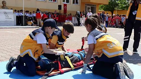Çocuklar hem öğrendi hem eğlendi