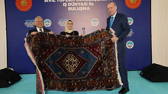 Cumhurbaşkanı Erdoğan: 'Ekonomide uyguladıklarımız programlarımızın olumlu etkilerini görmeye başladık'
