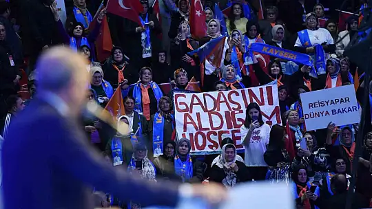 Cumhurbaşkanı Erdoğan: 'Ya o silahlar gönüllü olarak bırakılacak ya da cebren bıraktırılacak'