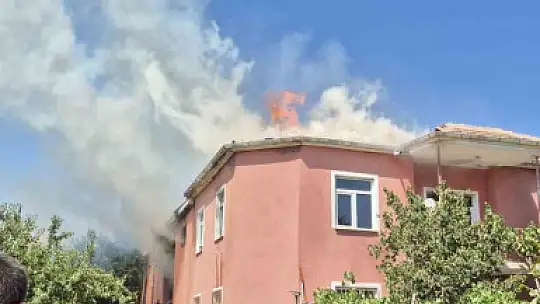 Depoda çıkan yangın söndürüldü